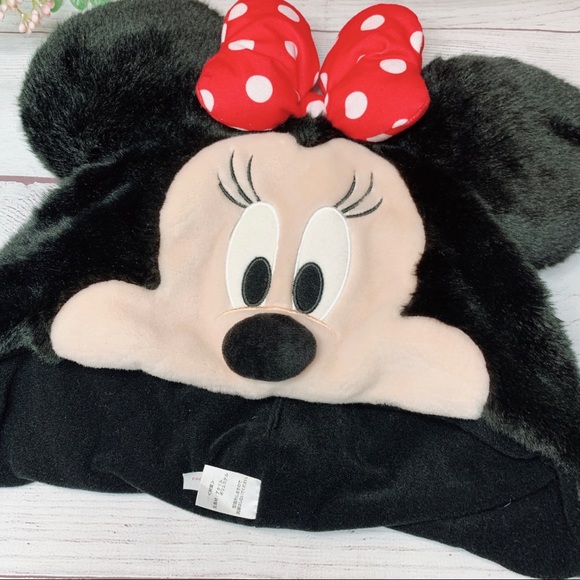 Tokyo Disneyland Minnie Mouse winter hat - Picture 2 of 7